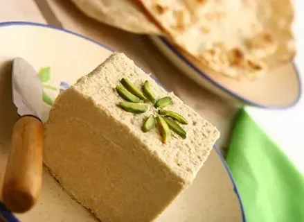 تصویر 3 از حلوا ارده خانگی تازه تهیه شده از کنجد مرغوب